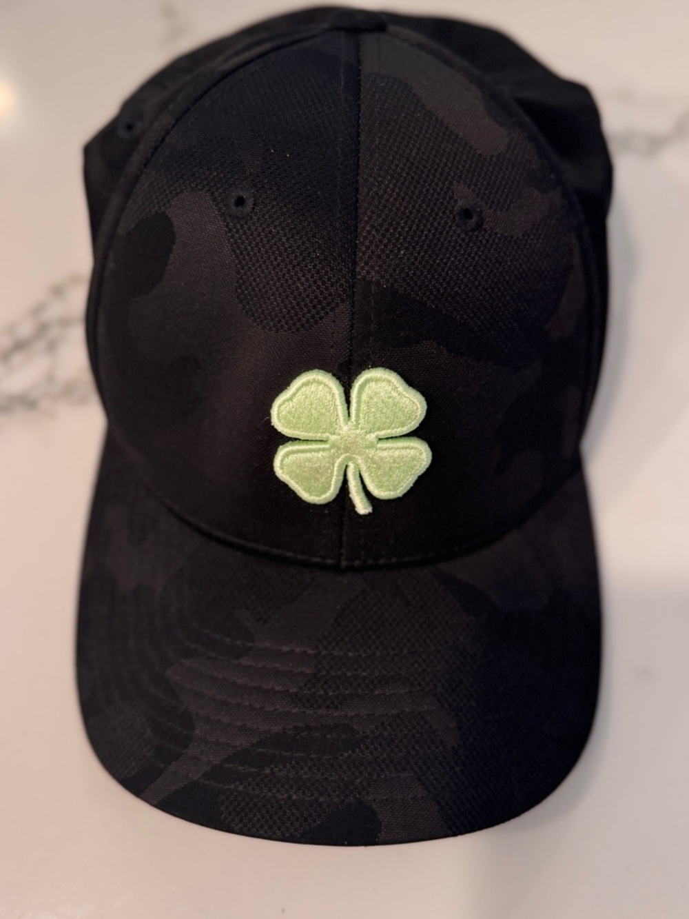 Lucky Brand Golf Hat Cap with Green Four-Leaf Clover Patch for man size medium